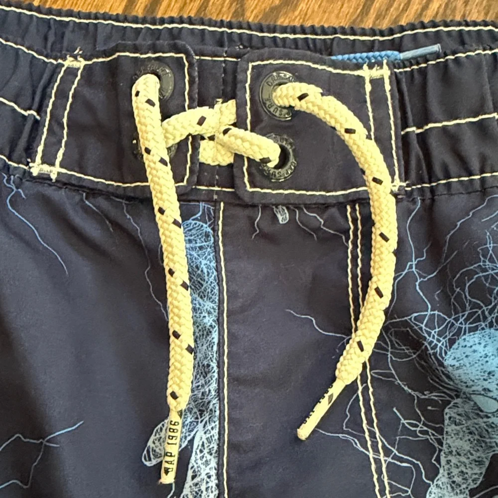 NWOT Gap Kids Marvel Spiderman Swim Trunks
